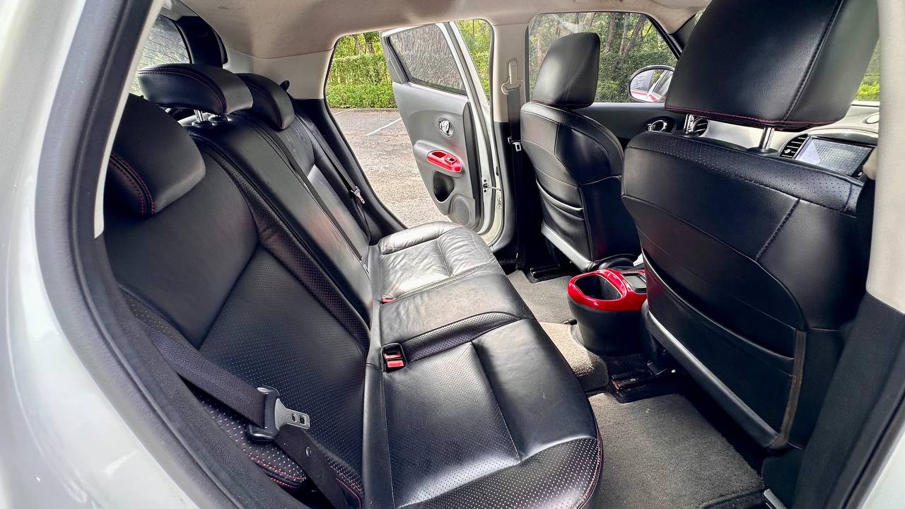 Продажа стильного автомобиля 2014 года