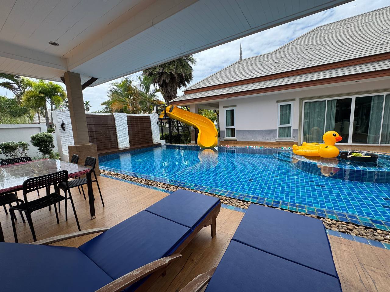 Аренда виллы в районе Хуаяй