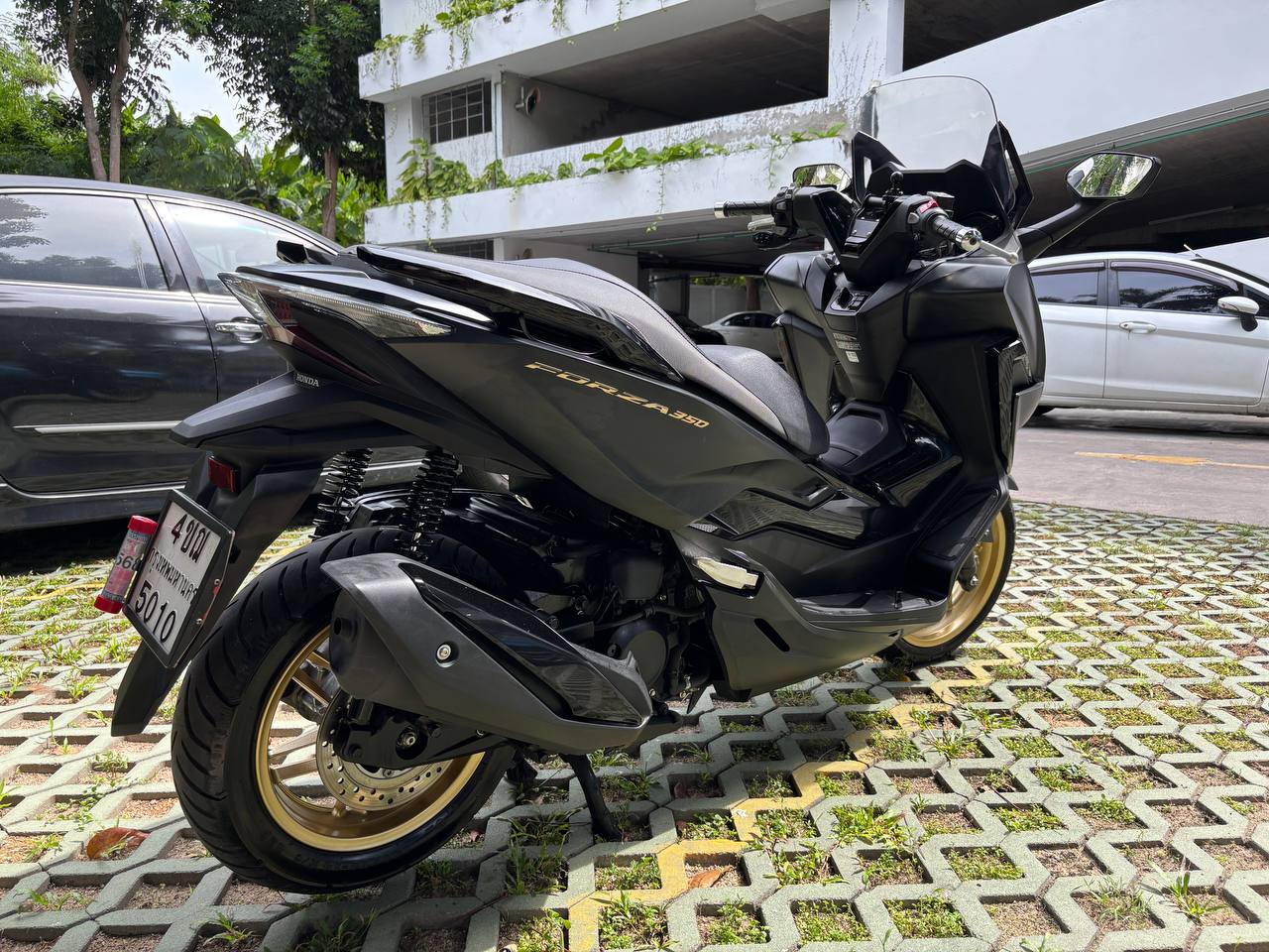 Продажа мощного байка с малым пробегом