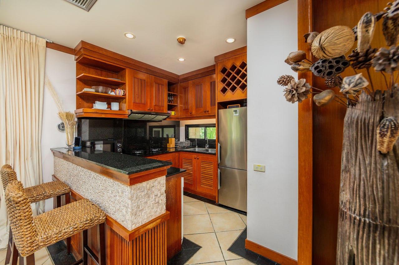 Аренда виллы с бассейном у пляжа