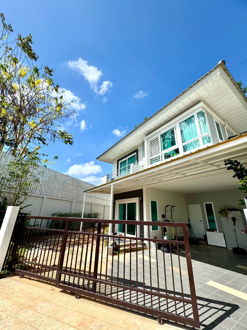 Аренда дома с бассейном