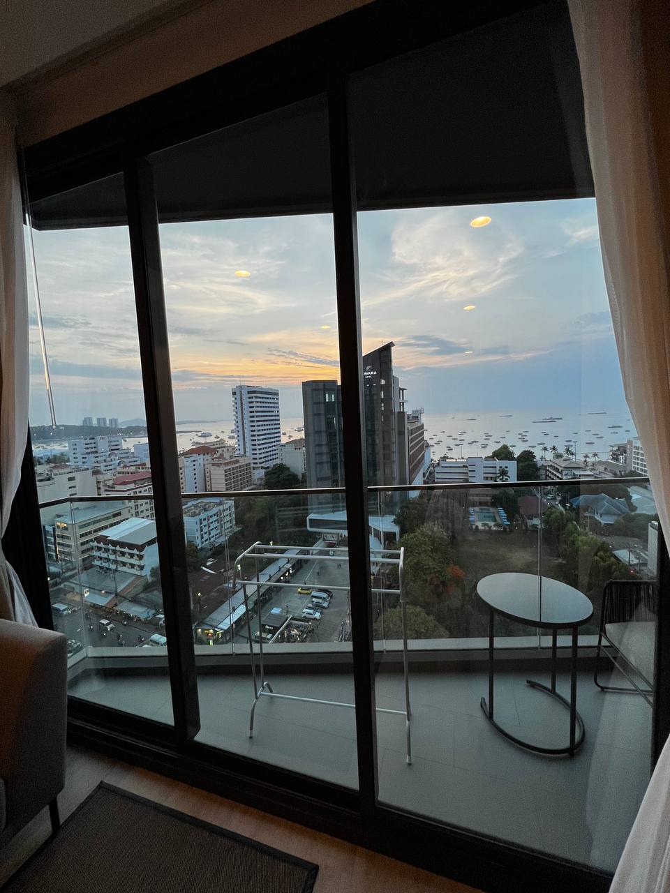 Аренда кондо в Паттайе с видом на море