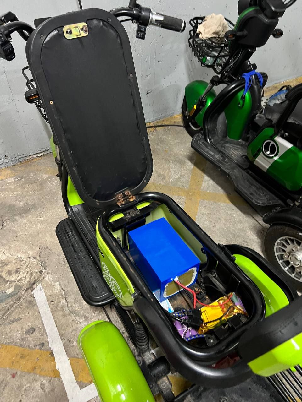 Продажа электрического трицикла