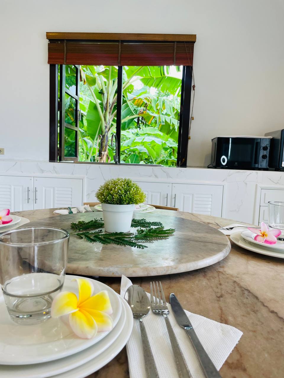 Аренда виллы на пляже Карон