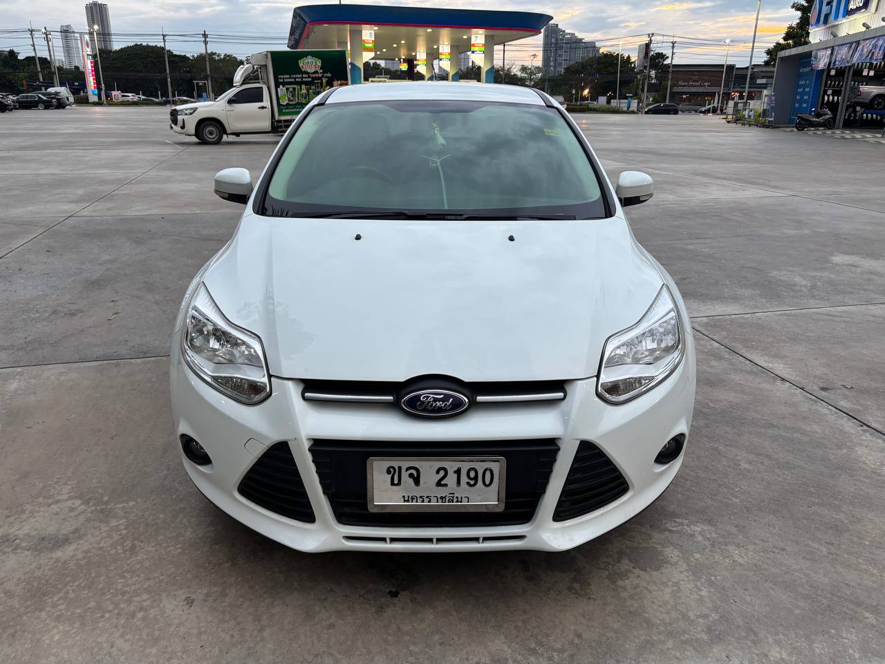 Продажа хэтчбека 2013 года