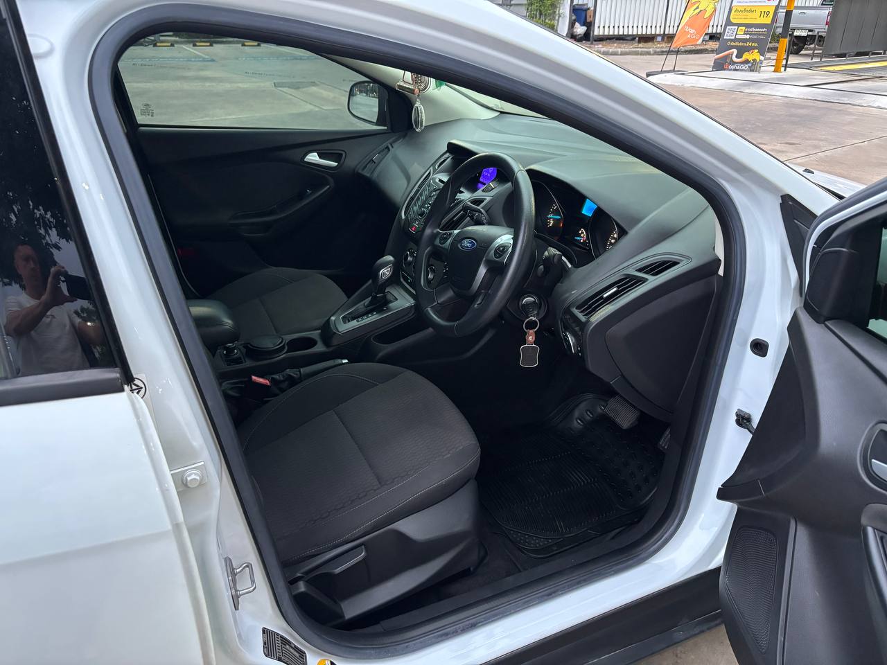 Продажа хэтчбека 2013 года