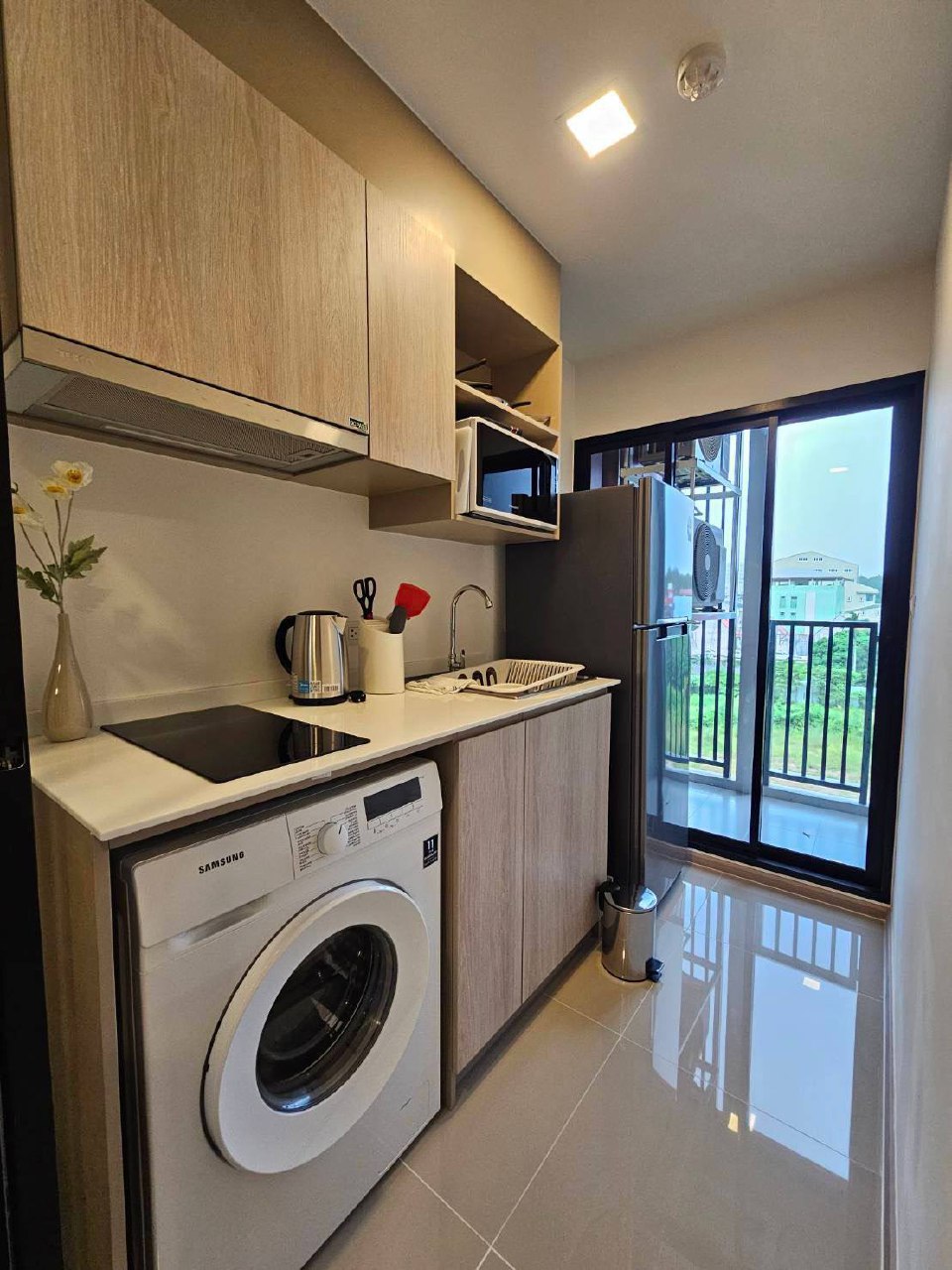 Аренда студии с бассейном