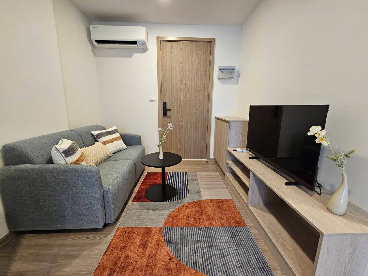 Аренда студии с бассейном