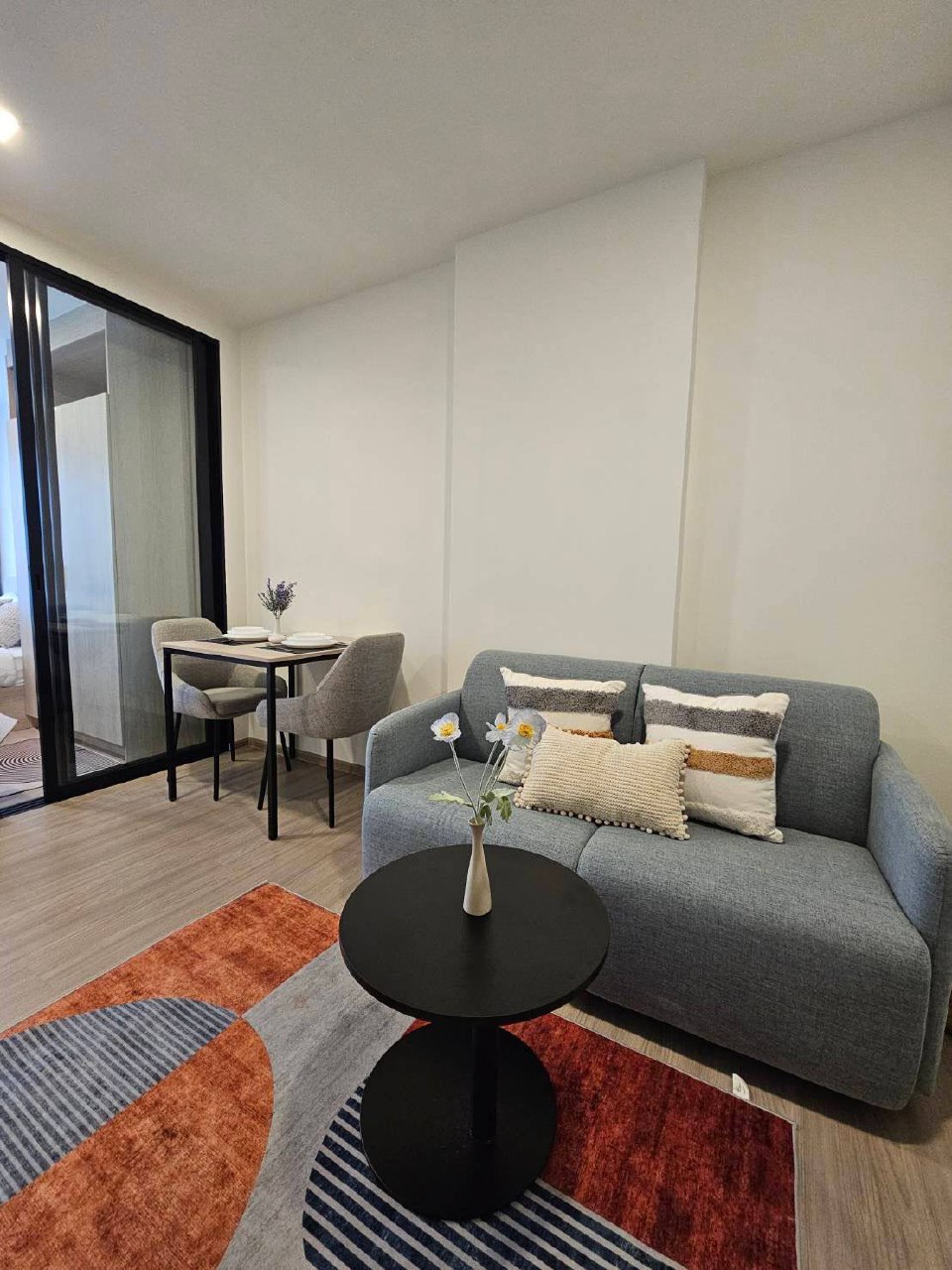 Аренда студии с бассейном