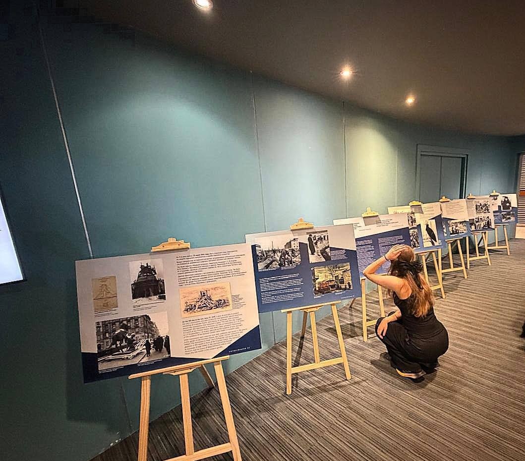 Показ фильма в университете Чулалонгкорна