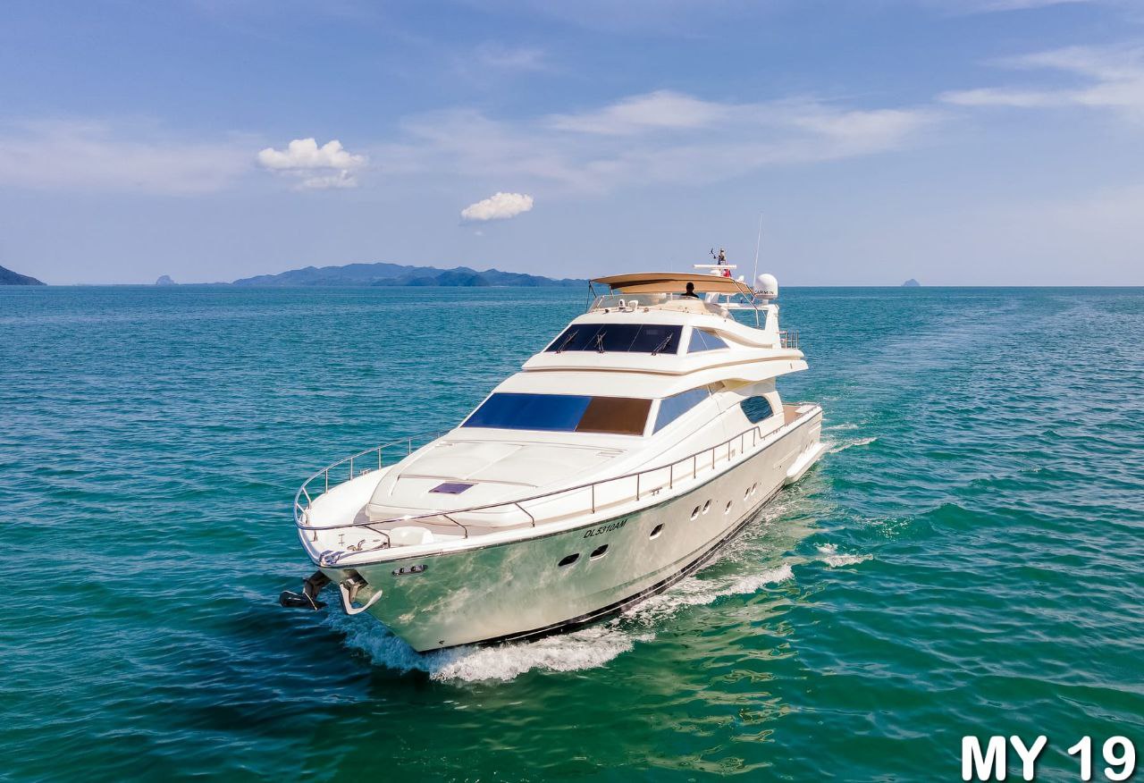 Аренда моторной яхты на Пхукете