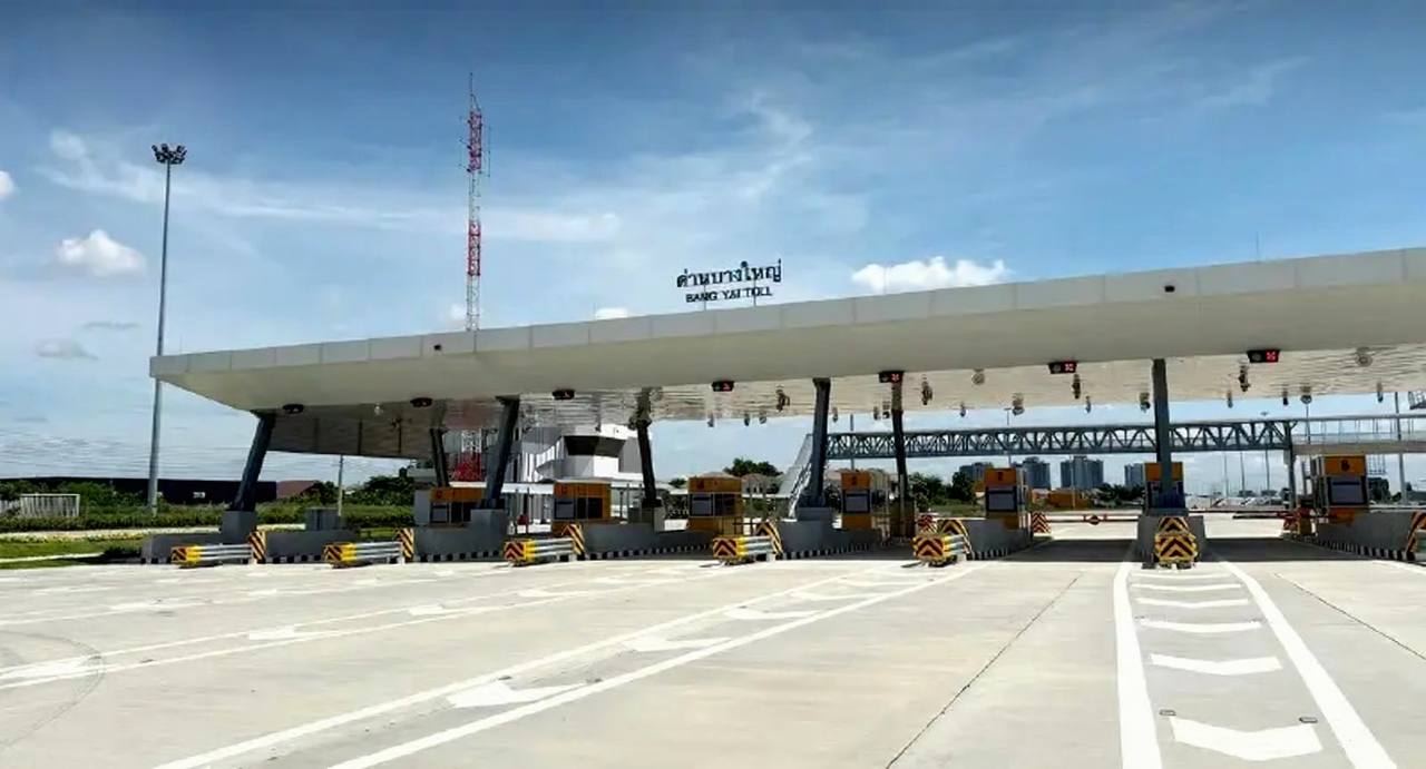 Новый участок автомагистрали в Таиланде