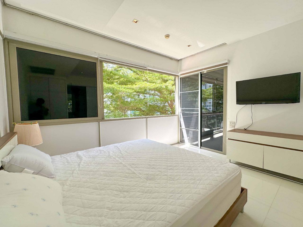 Продажа стильной квартиры у моря