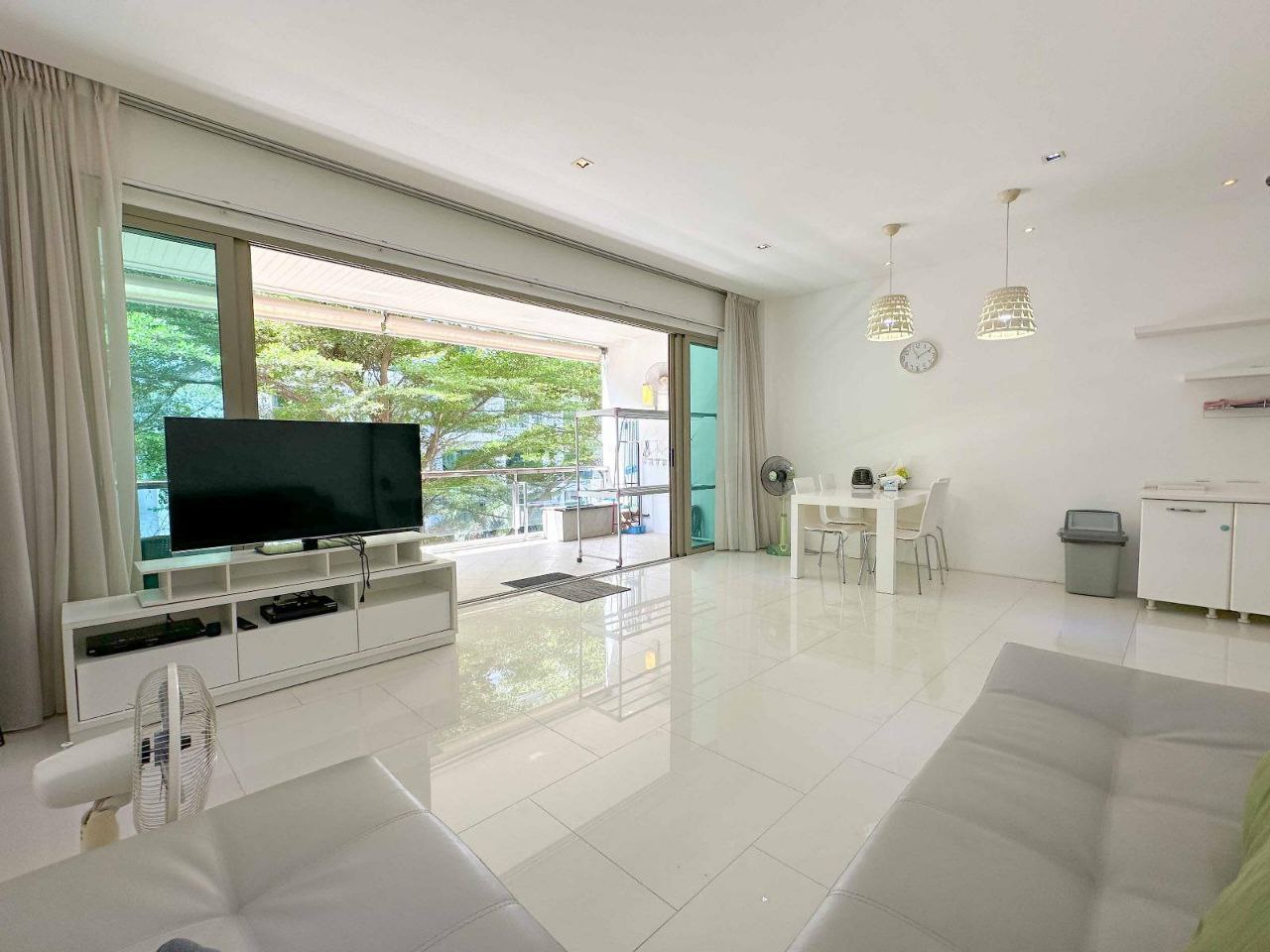 Продажа стильной квартиры у моря