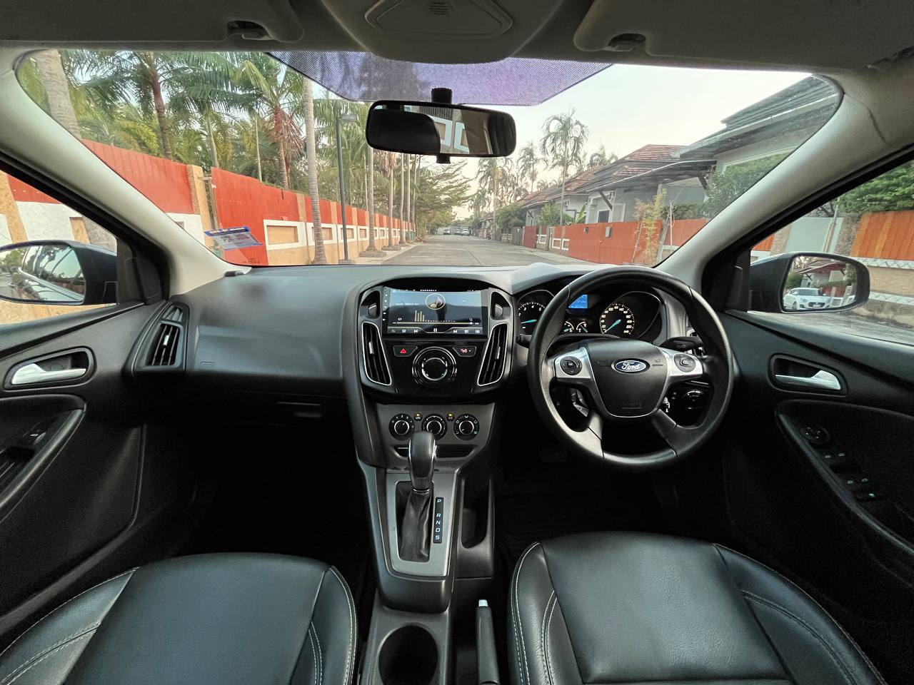 Продажа авто 2012 года в отличном состоянии