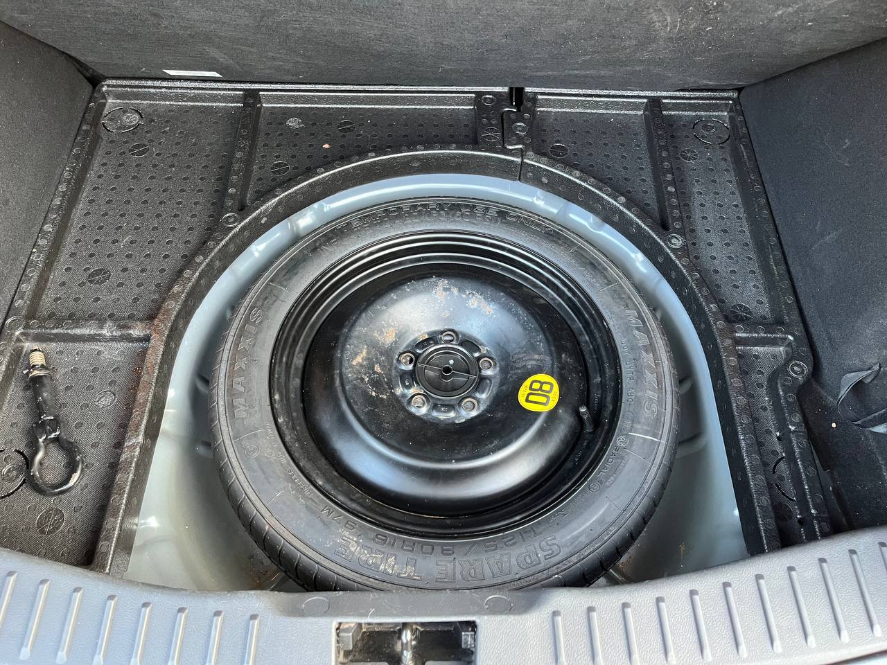 Продажа авто 2012 года в отличном состоянии