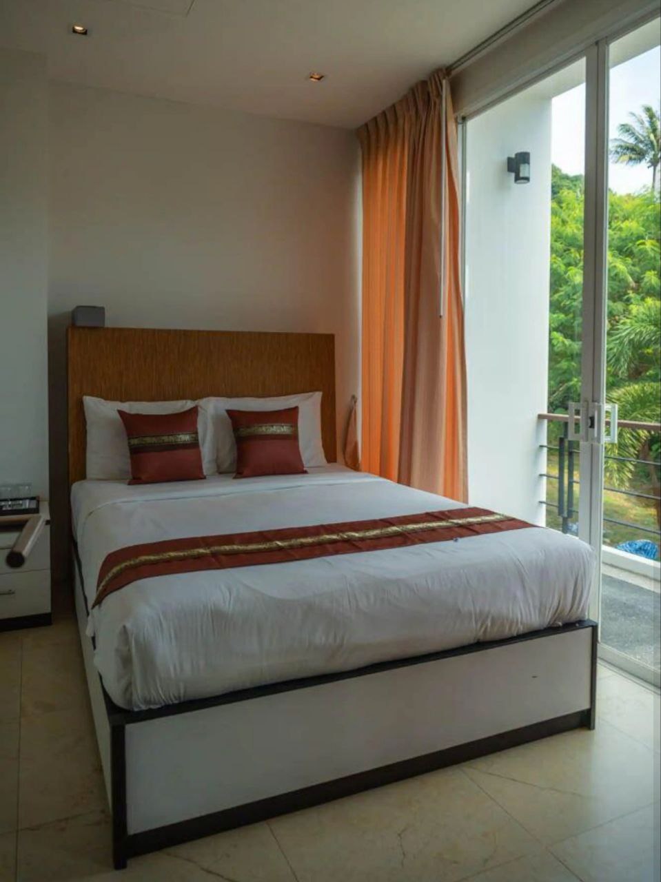 Аренда виллы на пляжах Ката и Карон