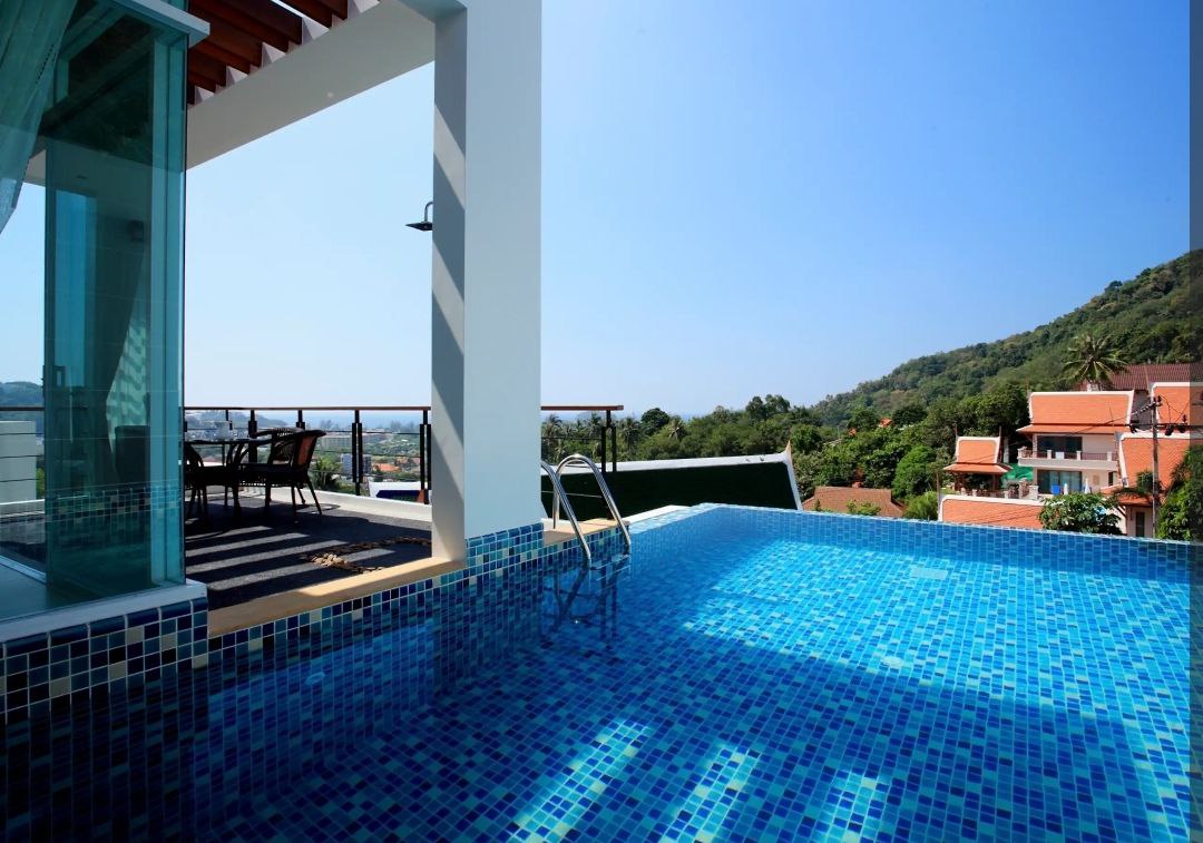 Аренда виллы на пляжах Ката и Карон