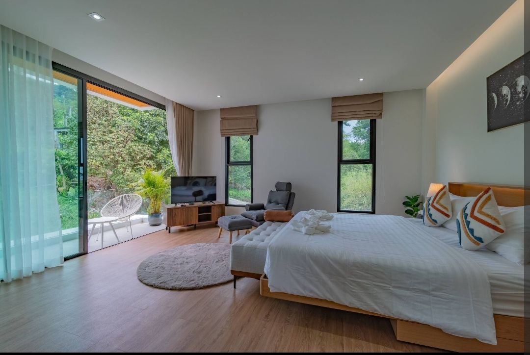 Вилла с 5 спальнями в Патонге