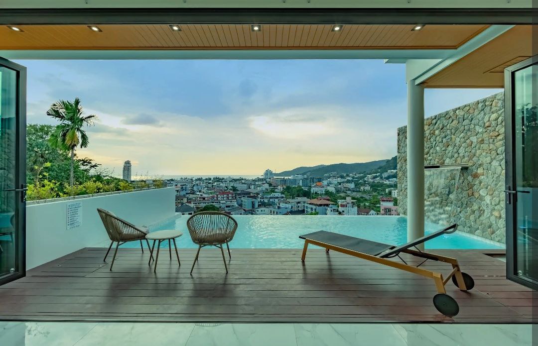 Вилла с 5 спальнями в Патонге