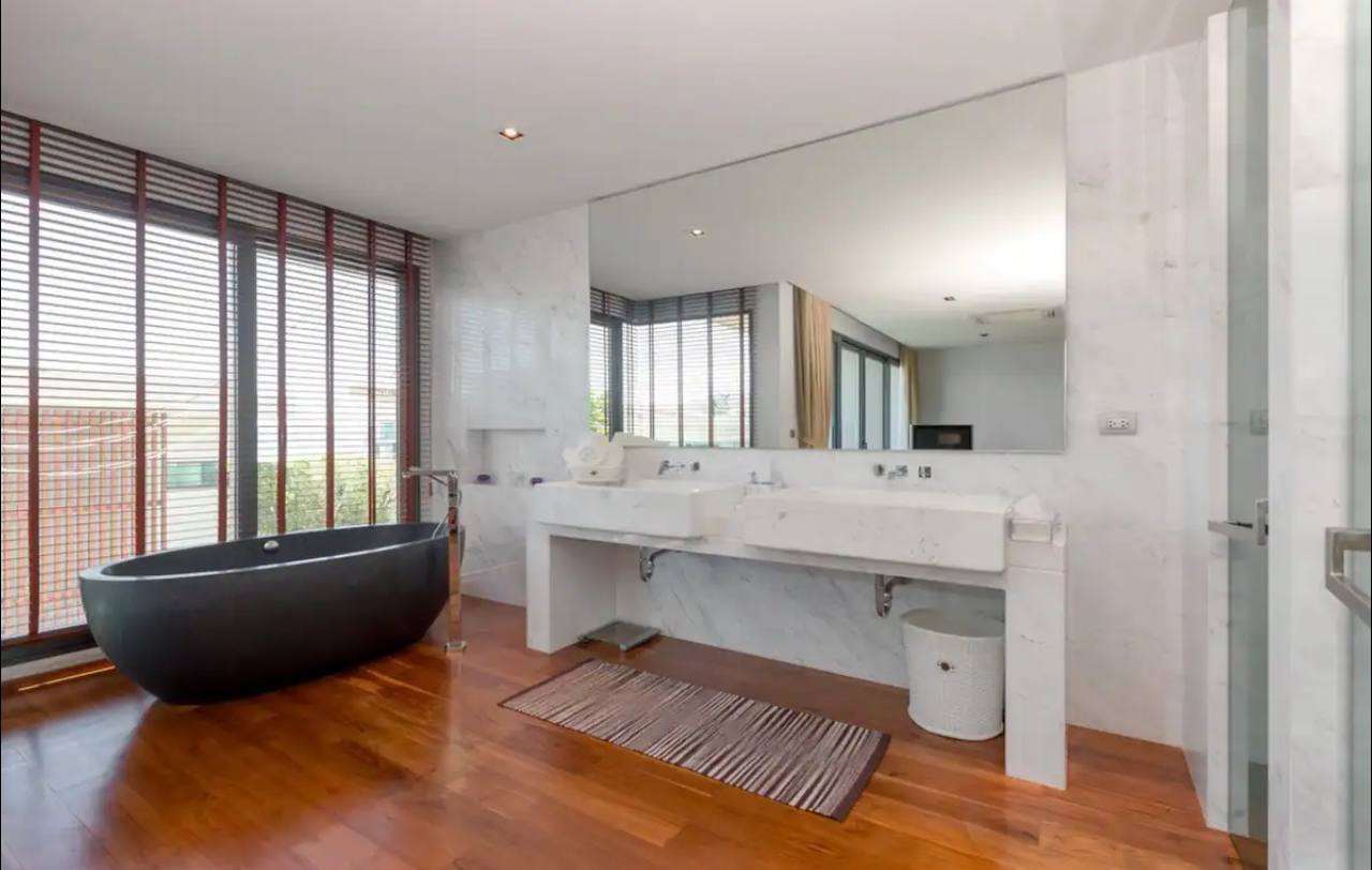 Доска объявлений в Таиланде