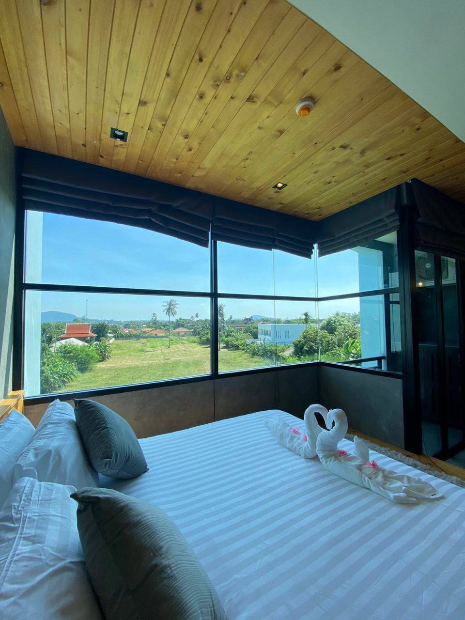 Аренда студии на пляже Най Харн