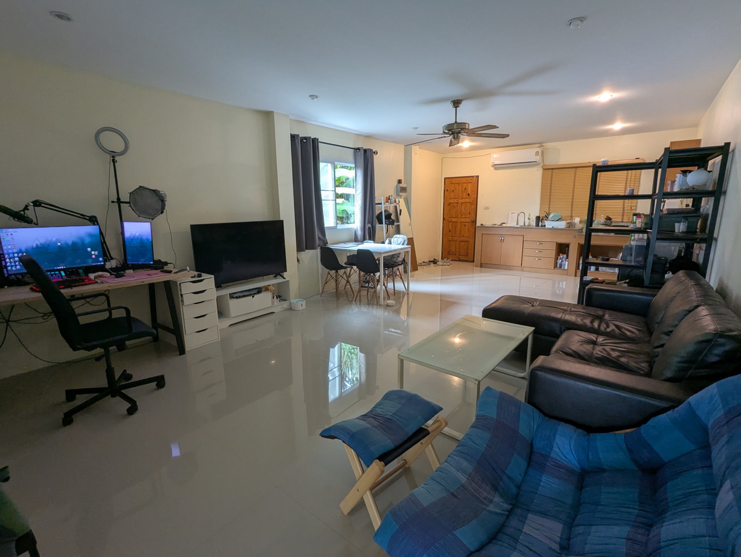 Аренда просторной квартиры у моря