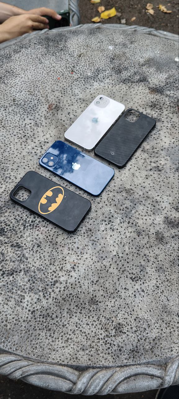 Продажа айфона 12 с аксессуарами