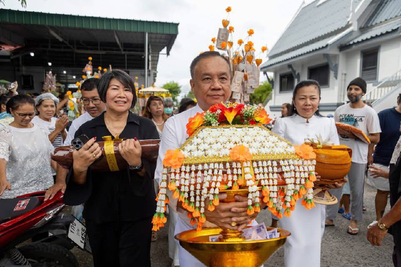 Буддийская церемония на Пхукете