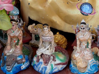 Богиня воды и праздник Лой Кратонг