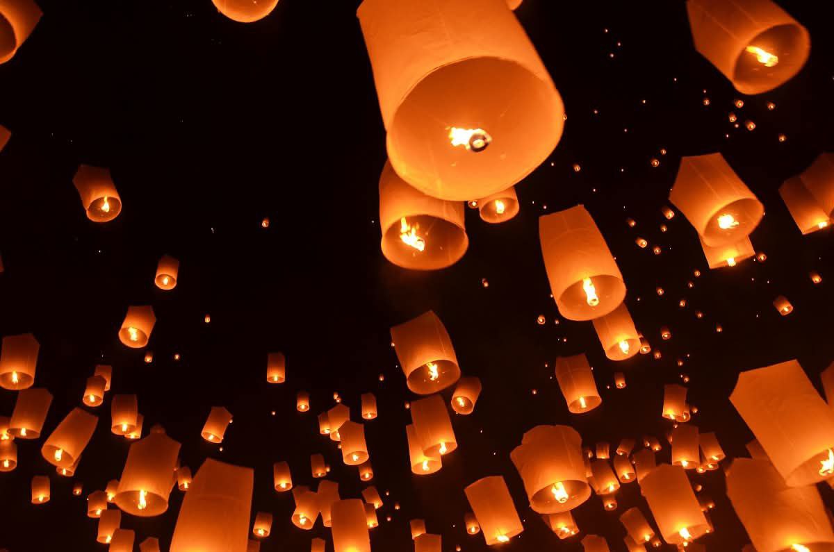 Фестивали Лой Кратонг и Йи Пэнг в Таиланде