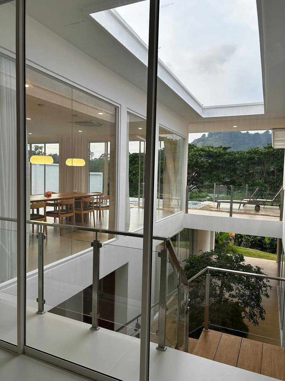 Роскошная вилла с бассейном на продажу