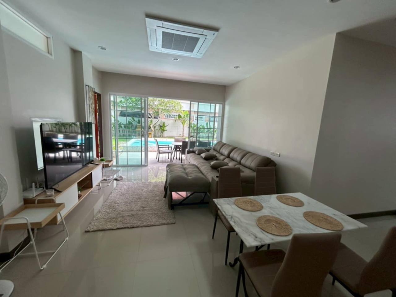 Доска объявлений в Таиланде