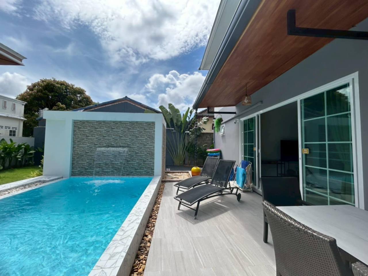 Доска объявлений в Таиланде