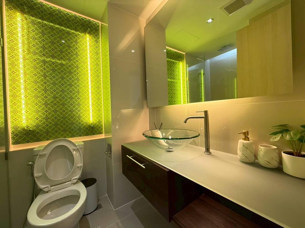 Доска объявлений в Таиланде