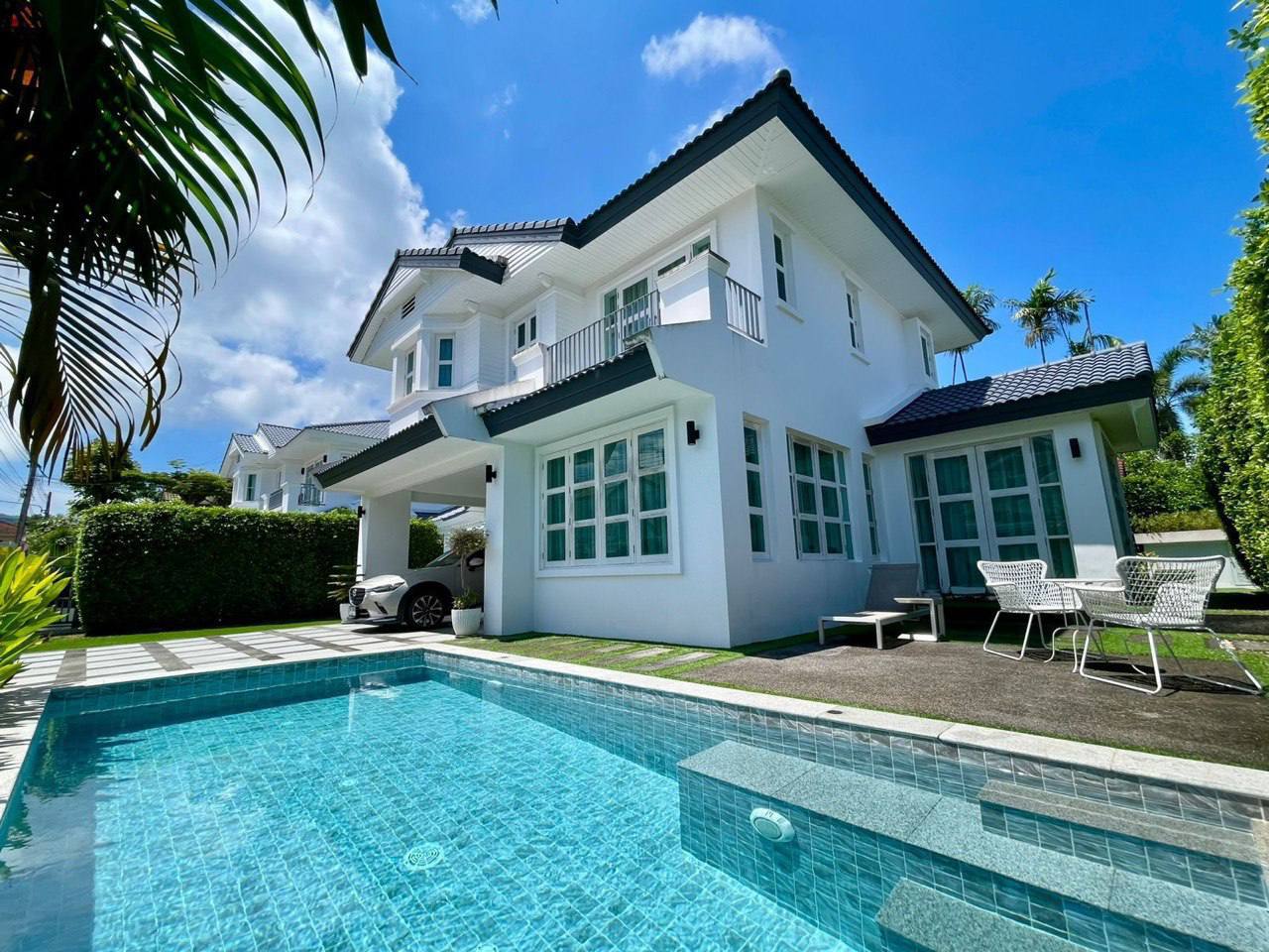 Аренда виллы и авто в Чалонге