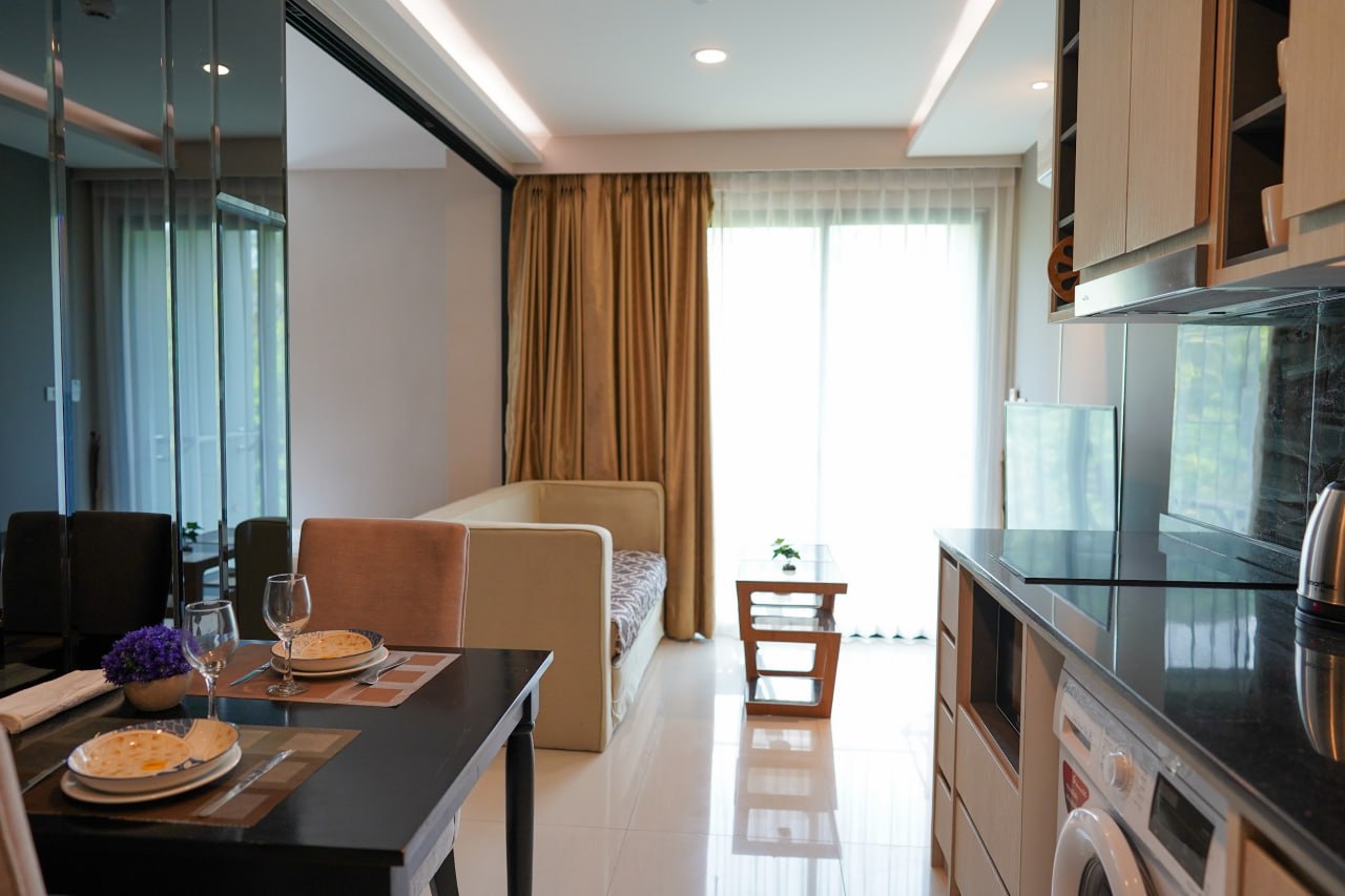 Аренда дизайнерской квартиры с бассейном