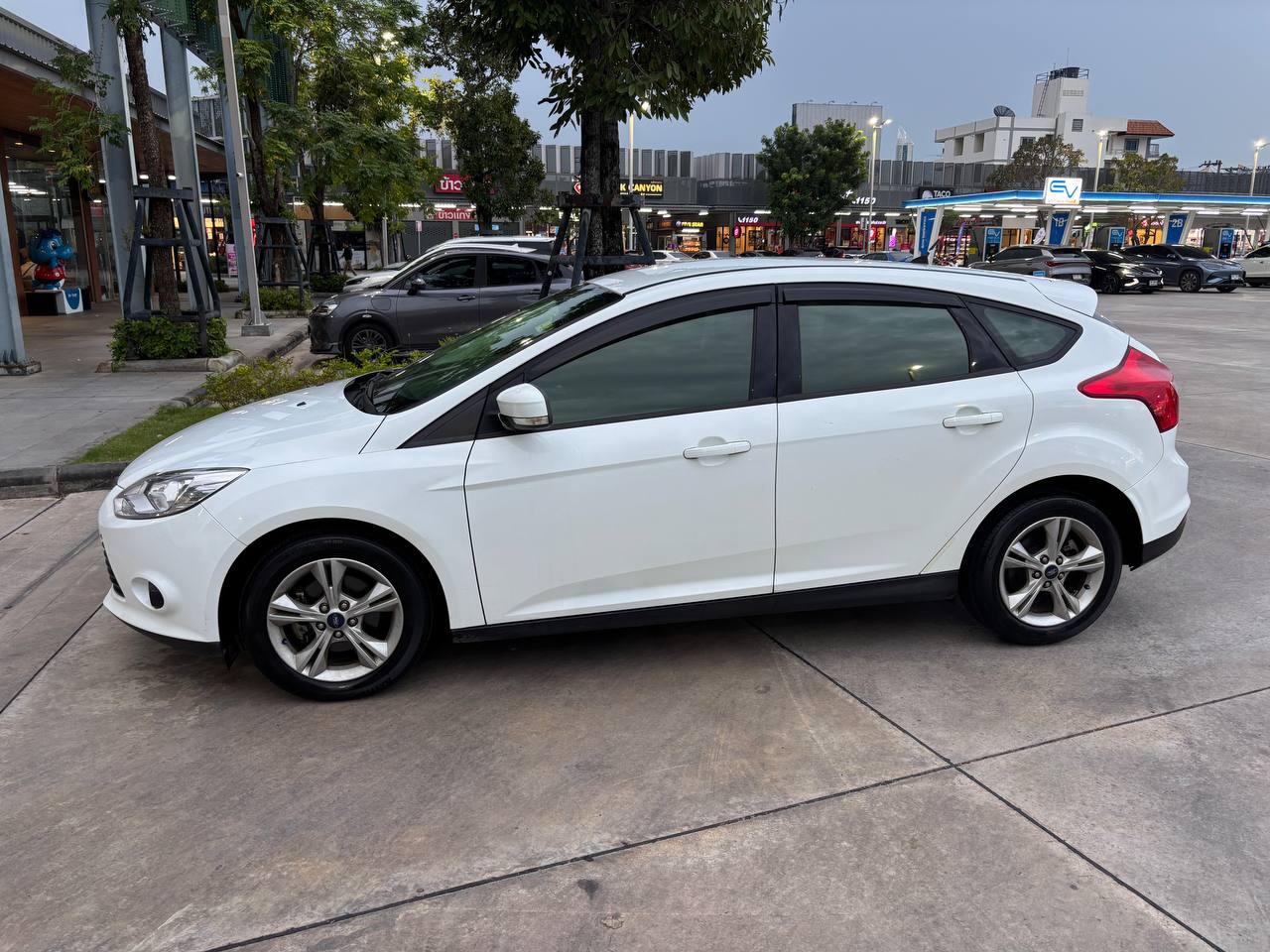 Продажа женского автомобиля в Паттайе