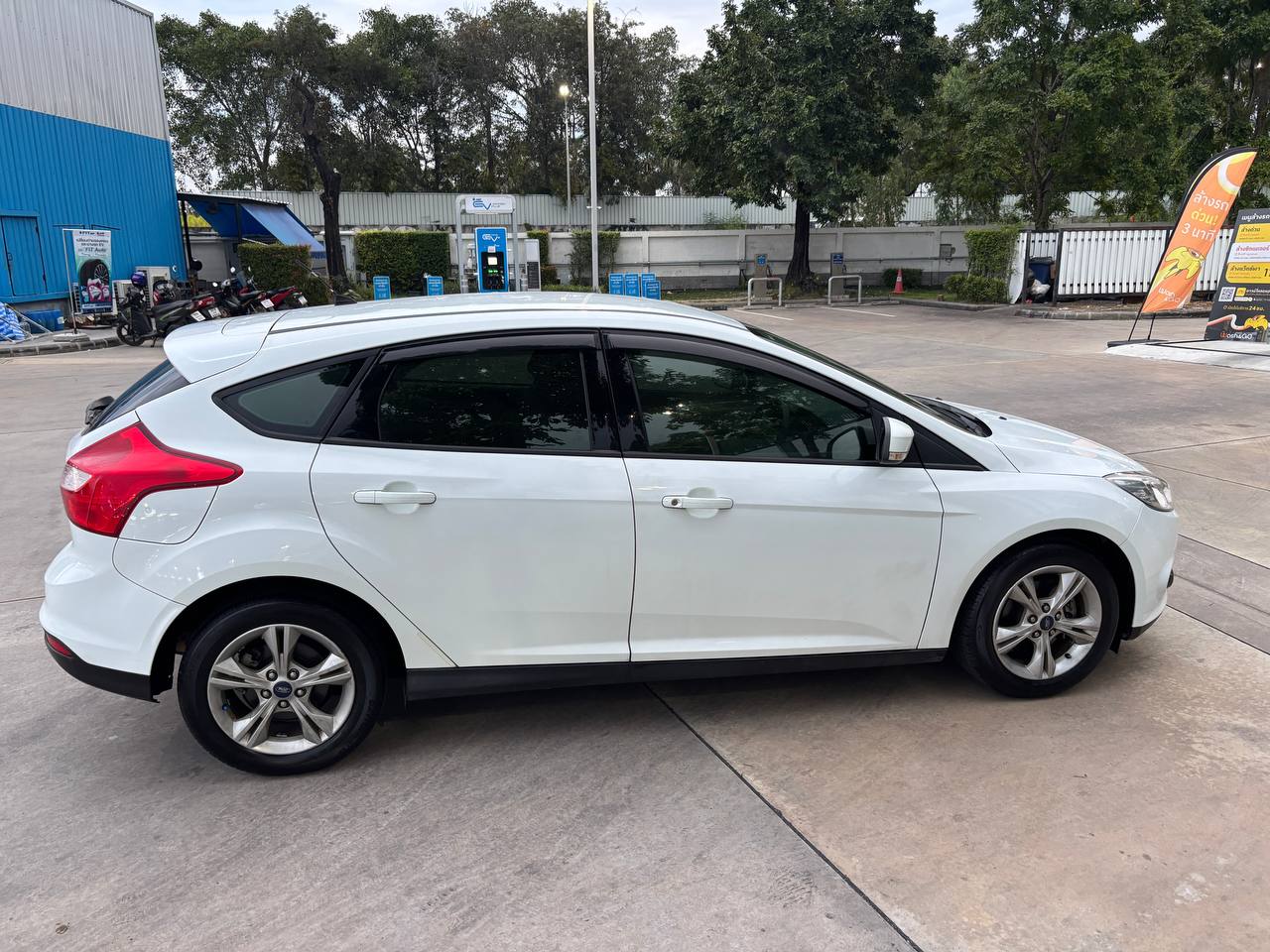 Продажа женского автомобиля в Паттайе