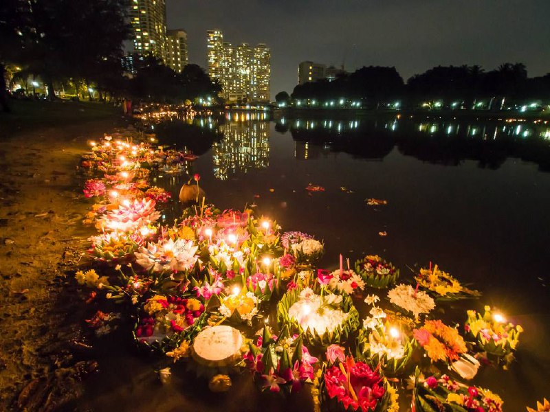 Праздник Лой Кратонг на Пхукете