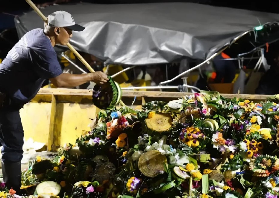 Бангкок отметил Лой Кратонг