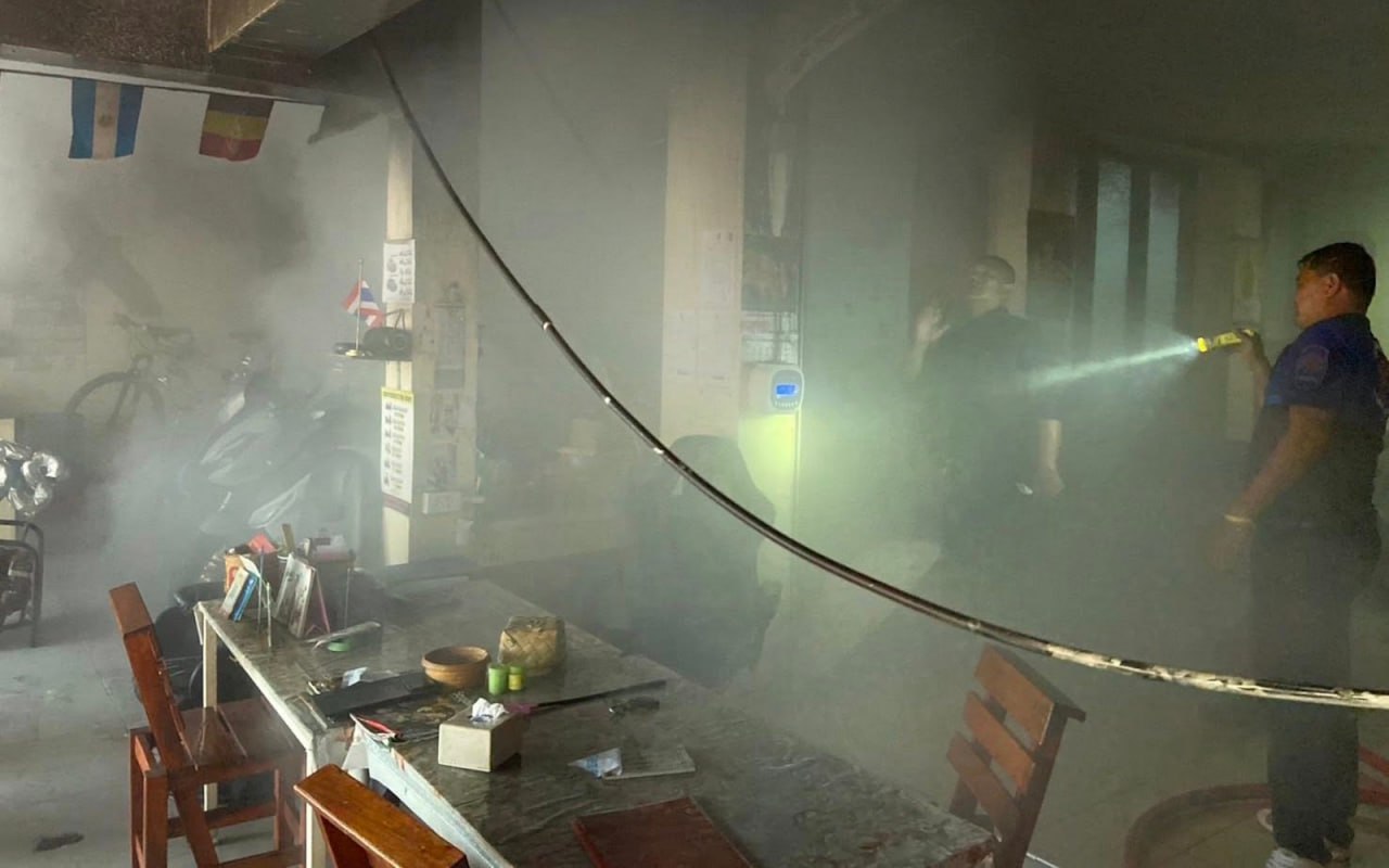 Пожар в Патонге, пострадали три человека