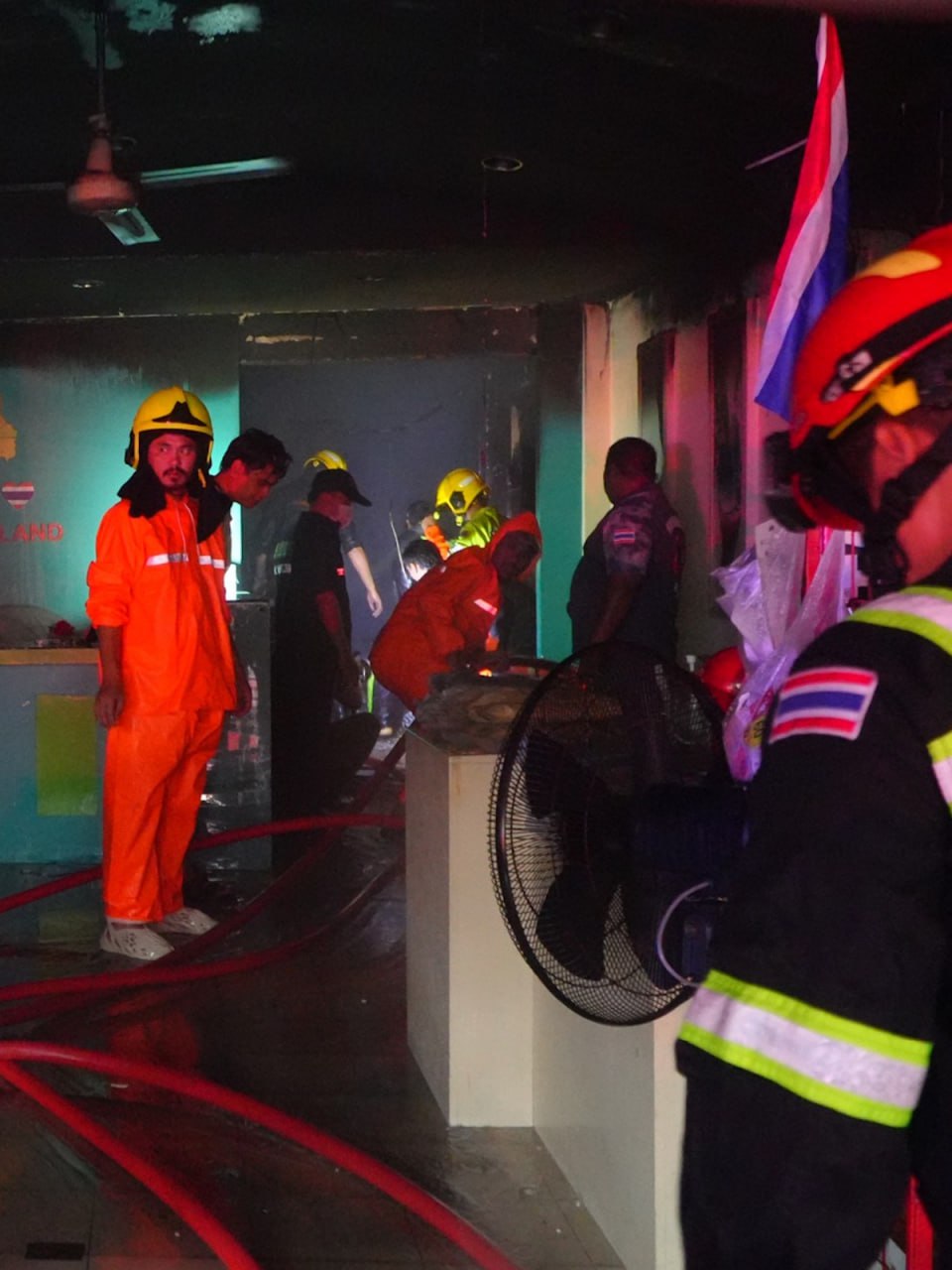 Пожар в Патонге, пострадали три человека