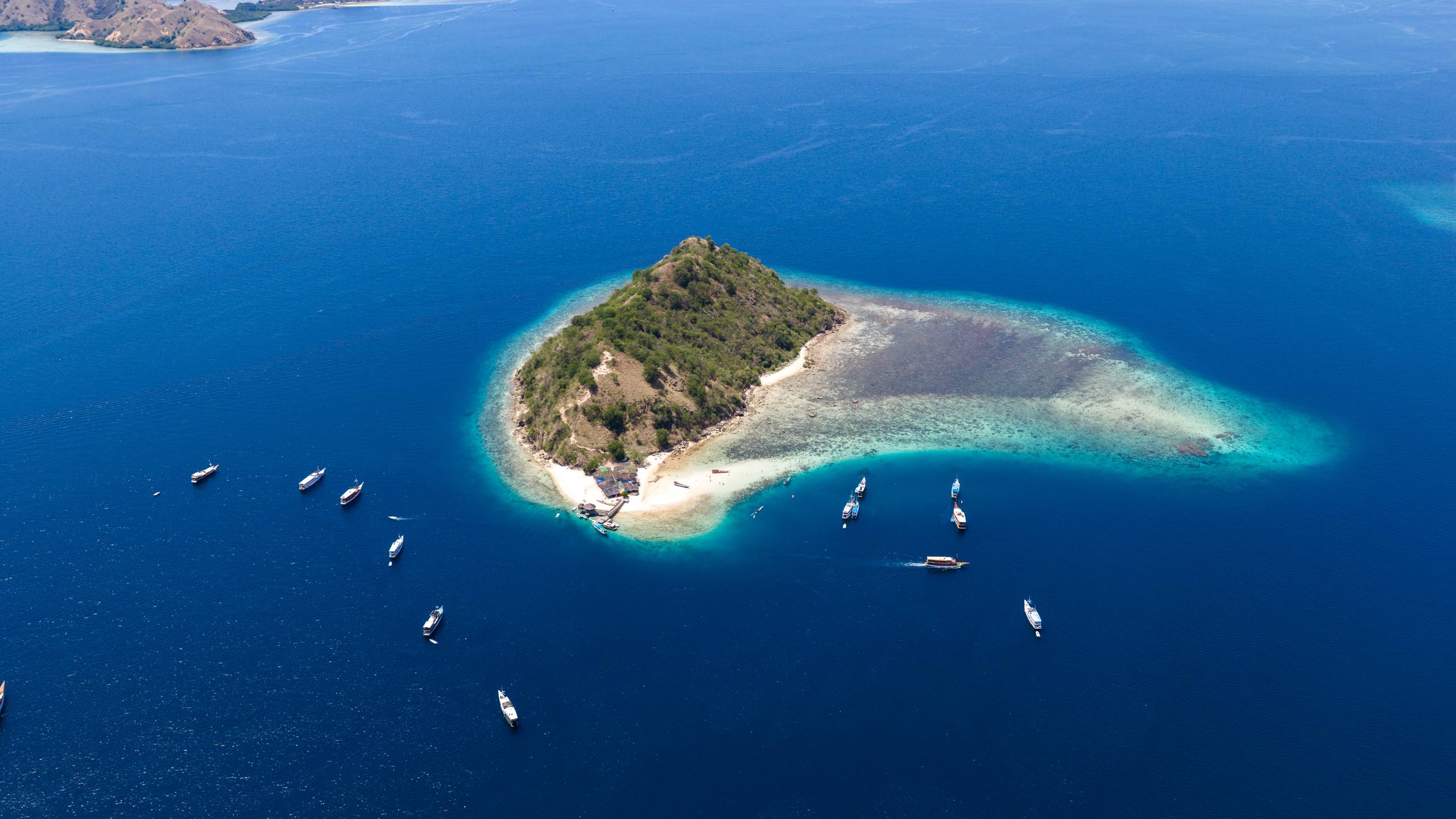 Насыщенный отпуск на острове Флорес