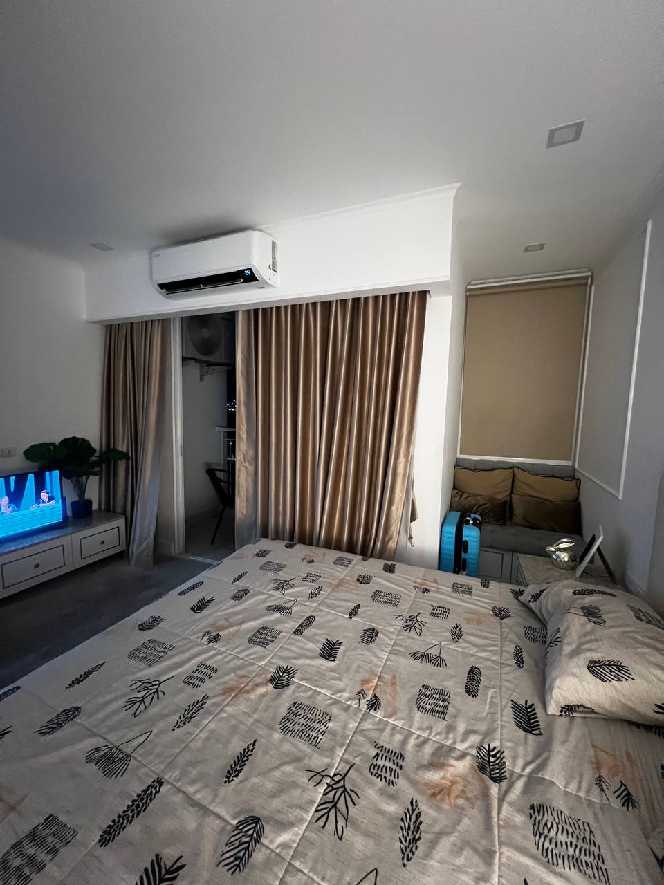 Пересдача студии в новом кондо