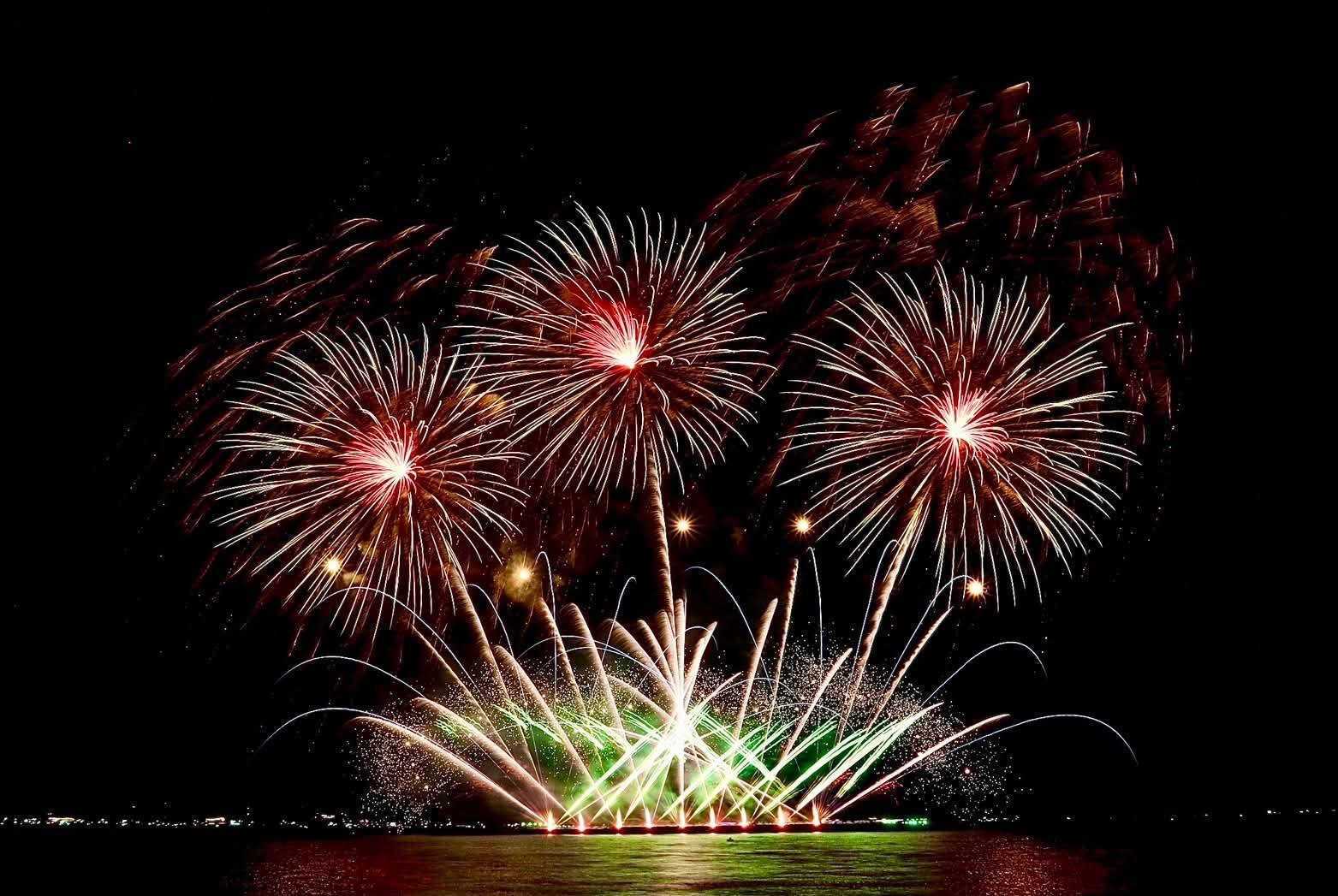 Грандиозный фестиваль фейерверков в Паттайе