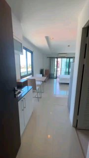 Продажа угловой квартиры-студии