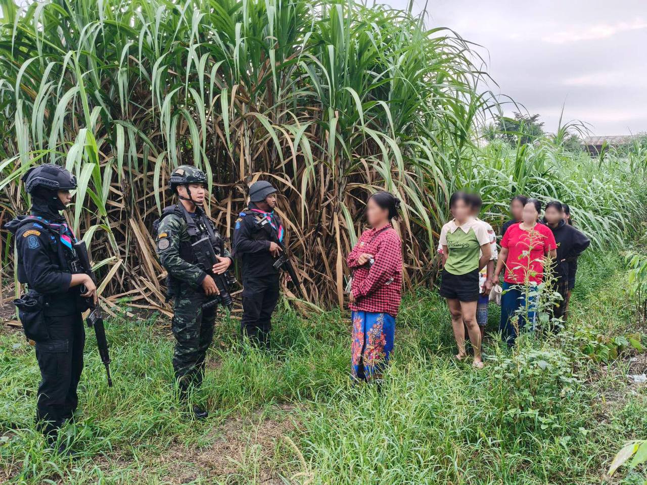 Арест камбоджийских женщин за пересечение границы