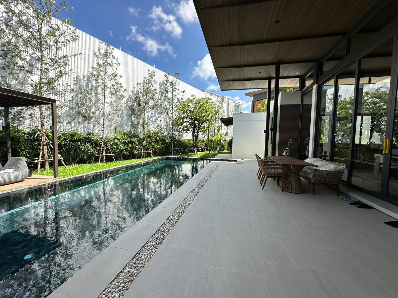 Доска объявлений в Таиланде