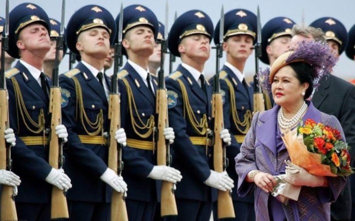 Исторический визит королевы-матери Сирикит